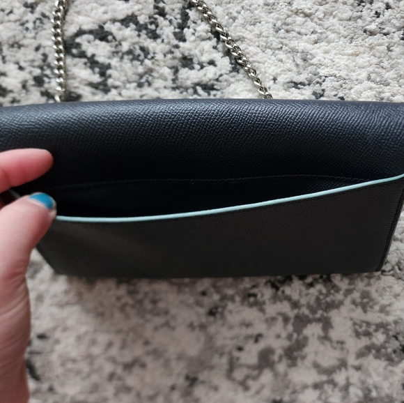 *SOLD* COACH Turnlock Crossbody Navy Saffiano Leather Chain Strap with Charm - Picture 6 of 9